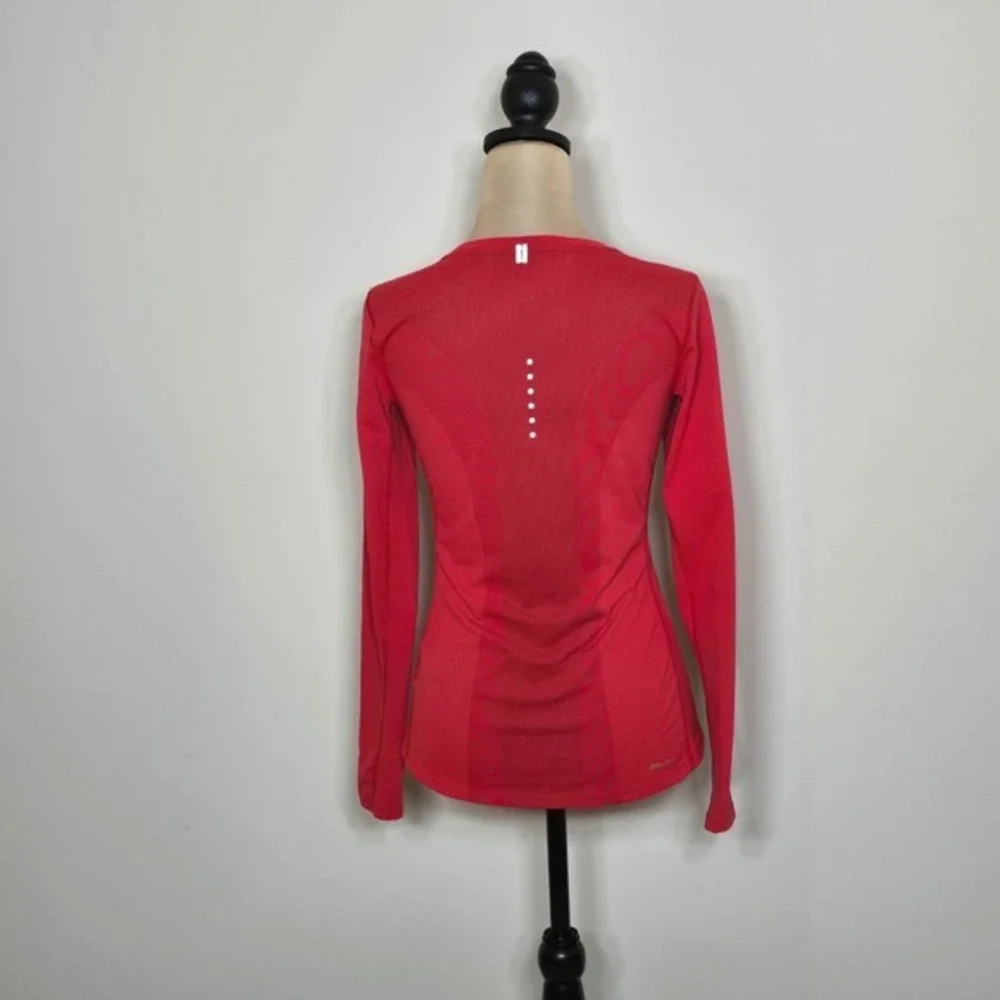 Nike Dri Fit Women Red Long Sleeve‎ Athletic Running Top Shirt XS